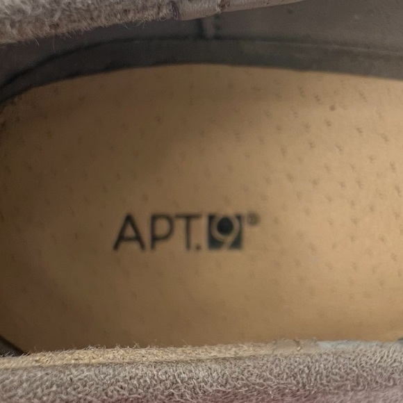 apt. 9 Taupe Kensington Platform Wedge Heels Size 9 Women's - Picture 2 of 9